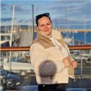 Ich spreche fließend Englisch und Deutsch und habe über 20 Jahre Erfahrung im Bereich Übersetzung. Ich biete zuverlässige und hoch